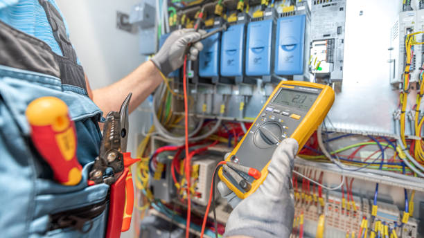 Best Best Electricians Near Me  in Edwardsburg, MI